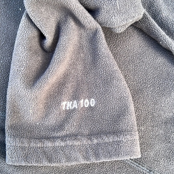 THE NORTH FACE Half Zip Pull Over - Picture 8 of 10